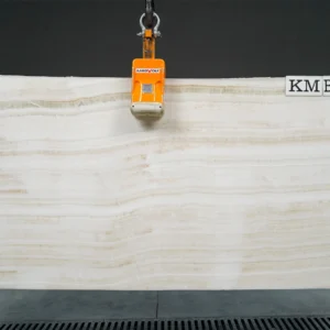 WHITE ONYX